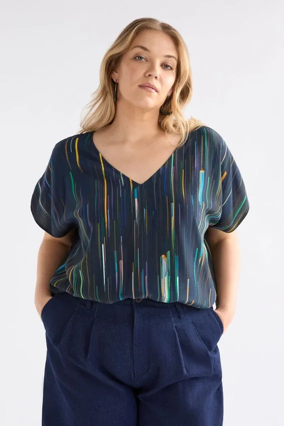 Kayra top met V-hals Kayra top met V-hals
