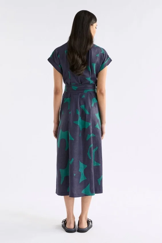 Minnen wikkeljurk met Tera-print Minnen wikkeljurk met Tera-print