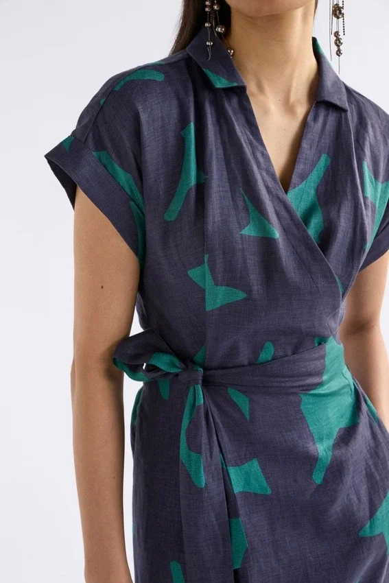 Minnen wikkeljurk met Tera-print Minnen wikkeljurk met Tera-print