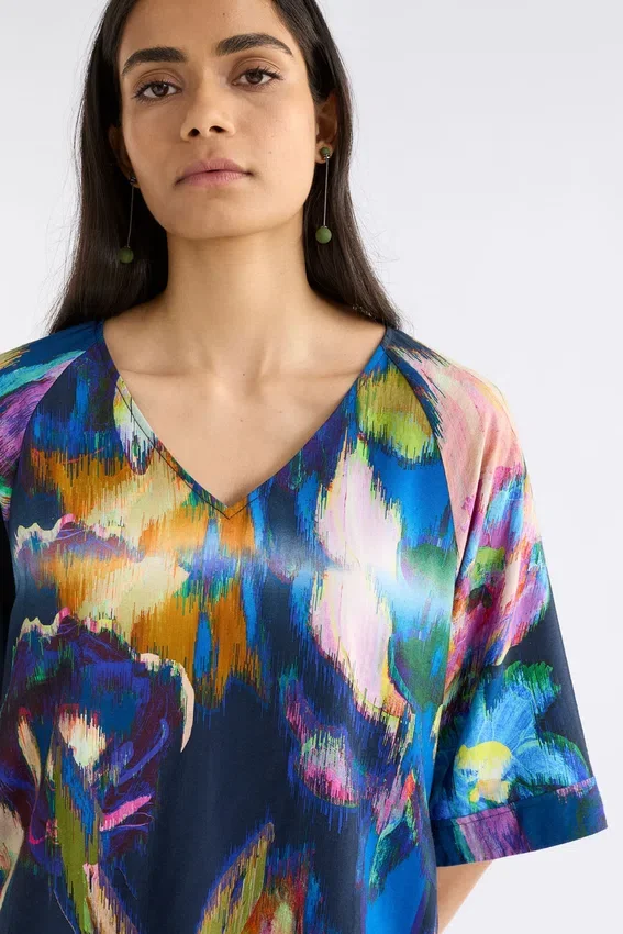 Moda top met V-hals Moda top met V-hals