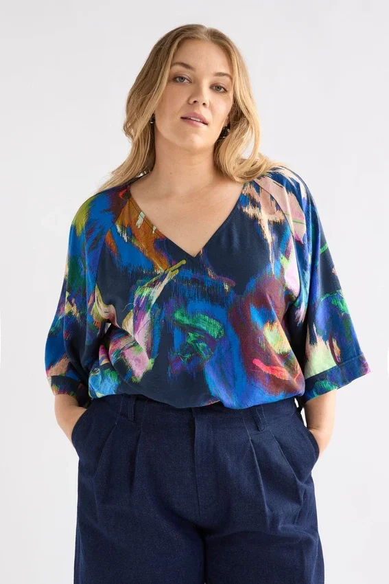 Moda top met V-hals Moda top met V-hals