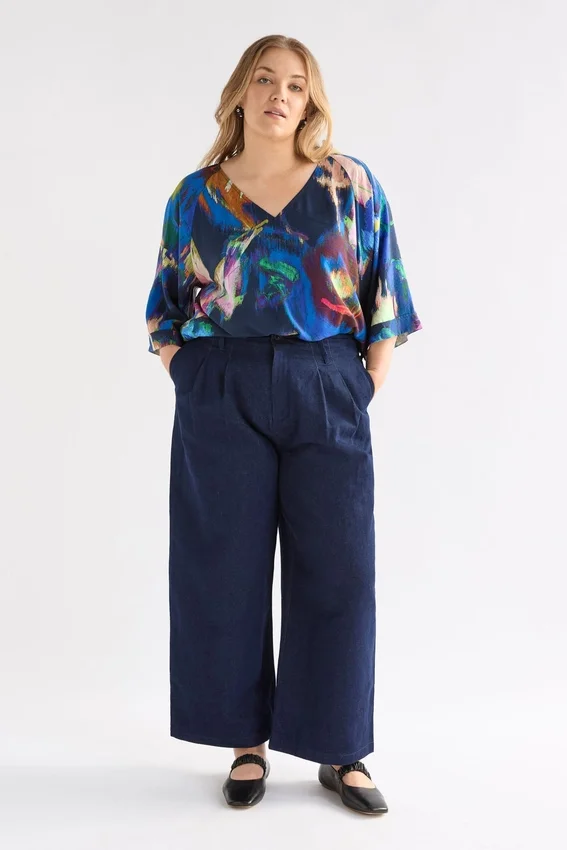Moda top met V-hals Moda top met V-hals