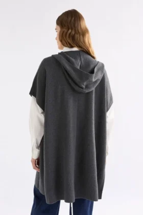 Neuwt poncho met capuchon