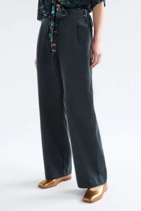 Noemi-cordbroek Carbon